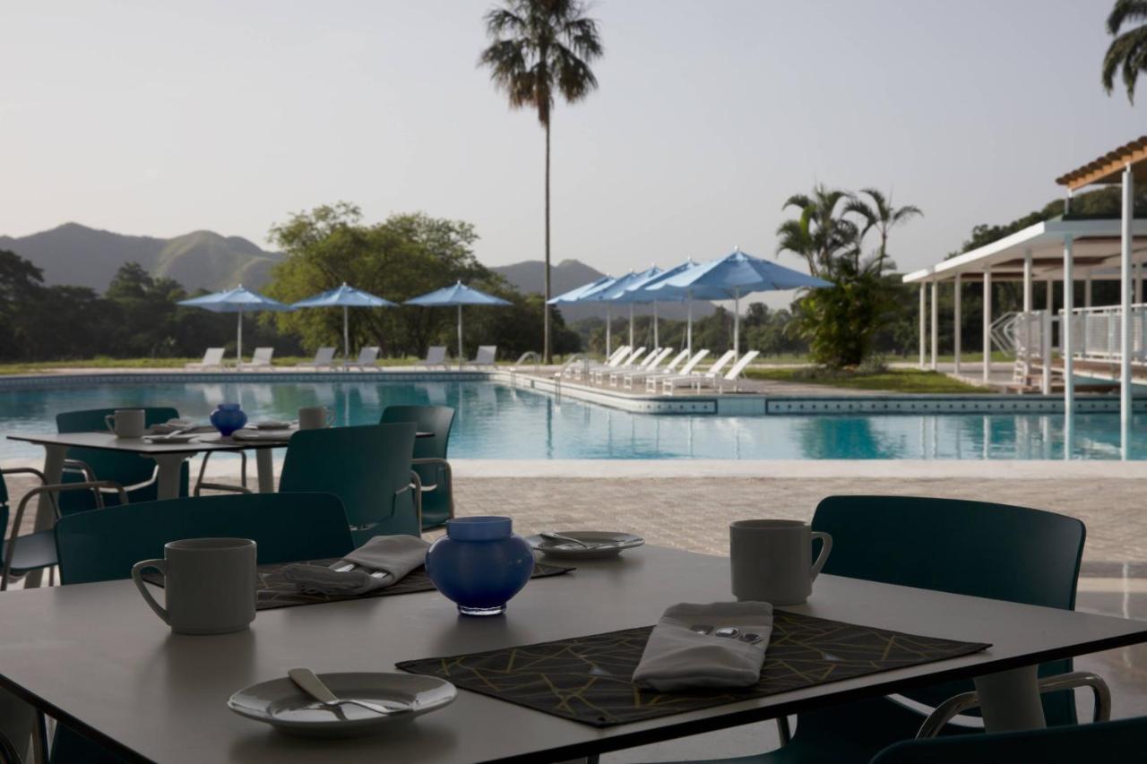 Marriott Maracay Golf Resort Экстерьер фото