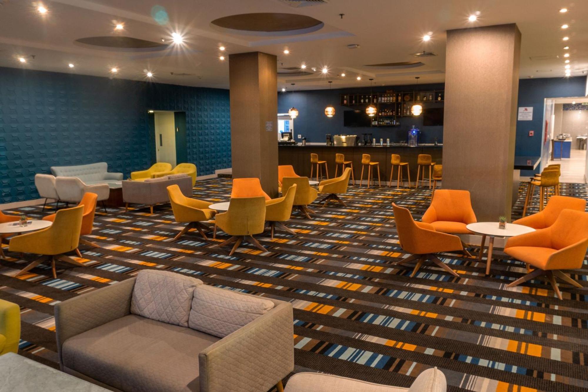 Marriott Maracay Golf Resort Экстерьер фото